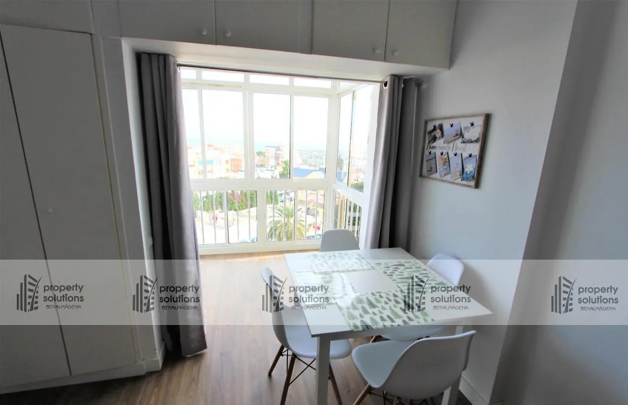 712 Iris Apartamentos - Vista Al Mar - A 10 Min De La Playa Caminando Y 5 Min Del Centro Benalmadena 0*,  Spain