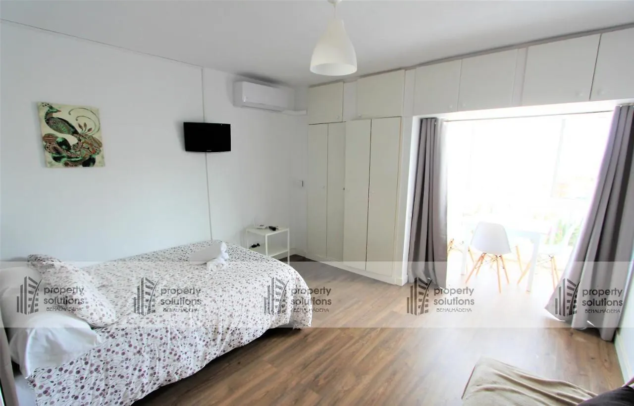 Apartment 712 Iris Apartamentos - Vista Al Mar - A 10 Min De La Playa Caminando Y 5 Min Del Centro Benalmadena Spain
