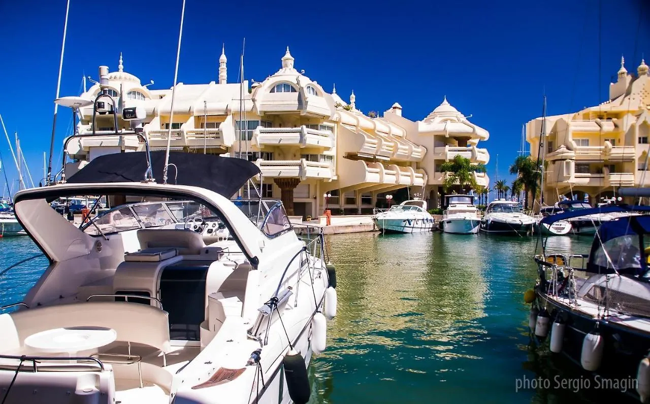 Apartment 712 Iris Apartamentos - Vista Al Mar - A 10 Min De La Playa Caminando Y 5 Min Del Centro Benalmadena Spain