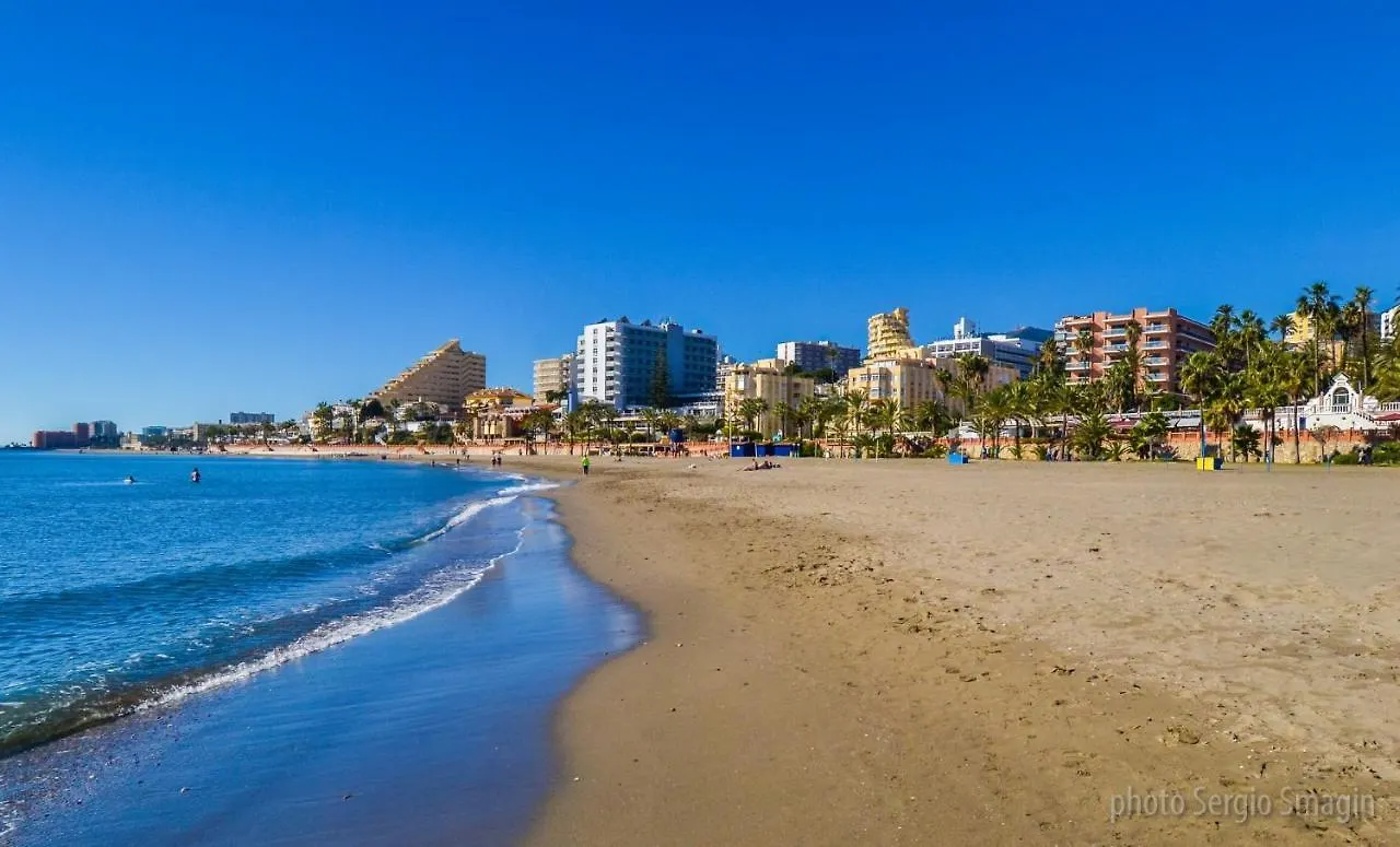 712 Iris Apartamentos - Vista Al Mar - A 10 Min De La Playa Caminando Y 5 Min Del Centro Benalmadena 0*,